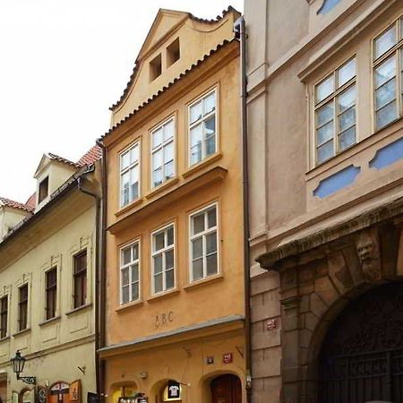 Abc Suites Прага Екстериор снимка
