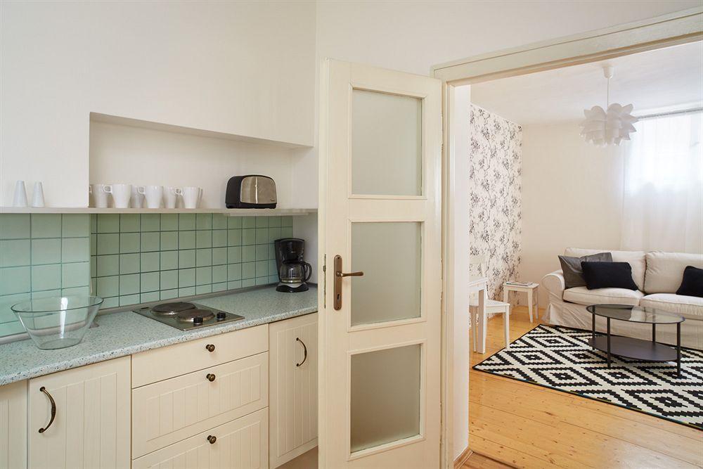 Abc Suites Прага Екстериор снимка