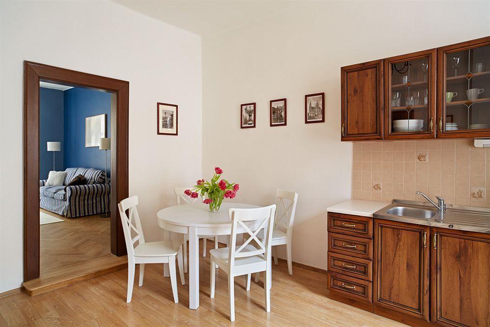 Abc Suites Прага Екстериор снимка