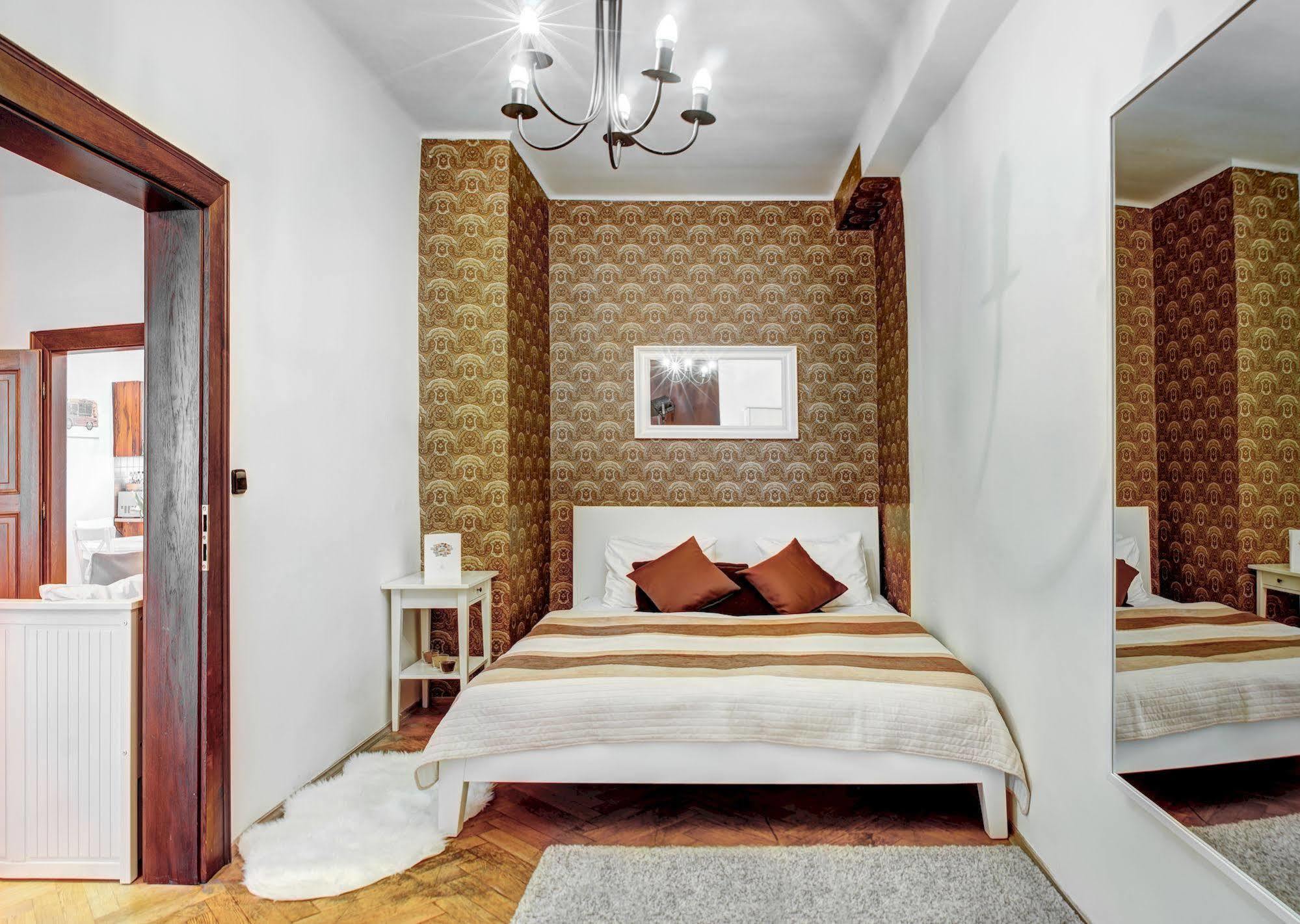 Abc Suites Прага Екстериор снимка